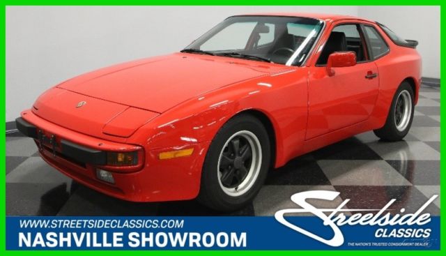 1985 2.5L I4 8V Manual RWD 1985 Porsche 944