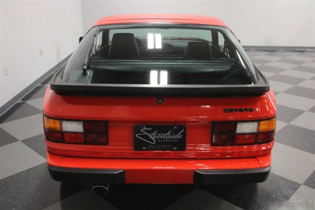 1985 Porsche 944 - photo 12