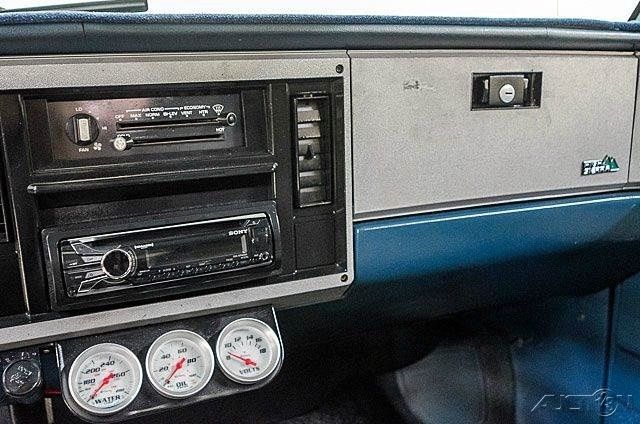 1985 Chevrolet S-10 2dr SUV - photo 11