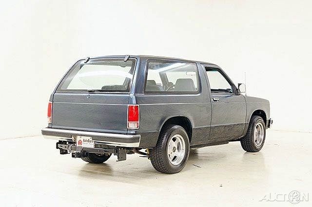 1985 Chevrolet S-10 2dr SUV - photo 5