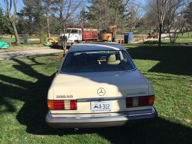 1985 Mercedes-Benz 300-Series - photo 4