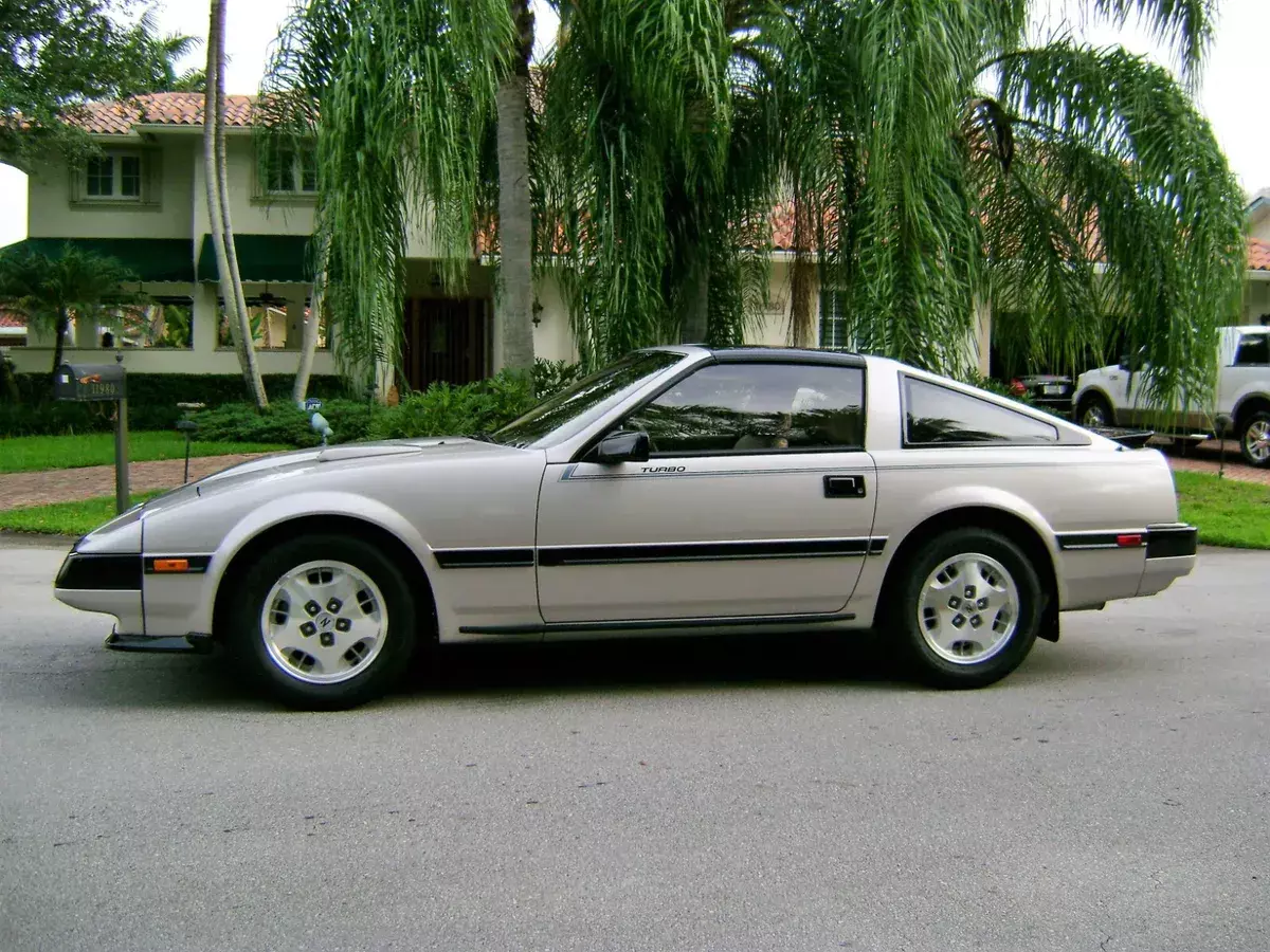 1985 300ZX TURBO - Lt. Pewter / Tan - 3800 orig. mi. - Loaded - Showroom New 1985 Nissan 300ZX Turbo GLE