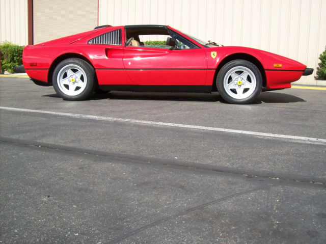1985 Ferrari 308 1985 Ferrari 308 GTS  QV 3.0L - photo 3
