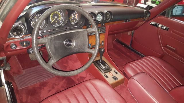 1985 Mercedes-Benz SL-Class CONVERTIBLE - photo 13