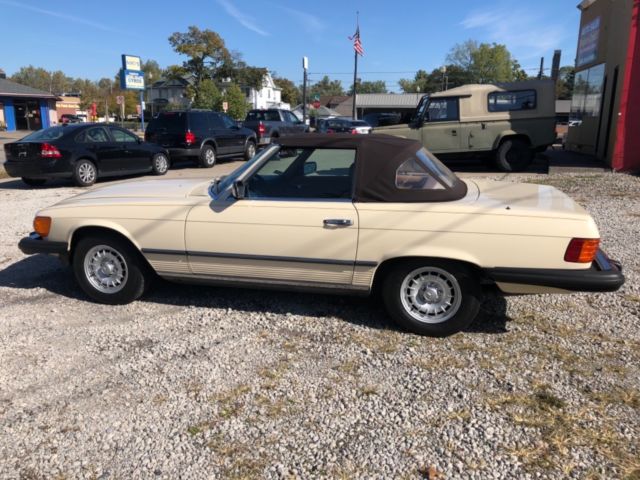 1985 380SL All Original Perfect Condition, full service and maintenance records 1985 Mercedes-Benz SL-Class