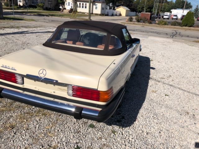 1985 Mercedes-Benz SL-Class - photo 6