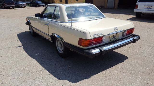 1985 Mercedes-Benz 300-Series 380SL - photo 2