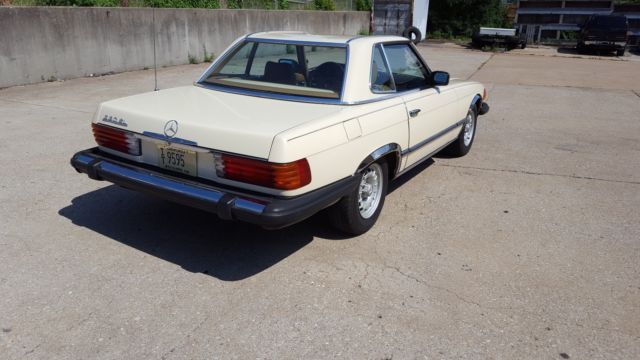 1985 Mercedes-Benz 300-Series 380SL - photo 3