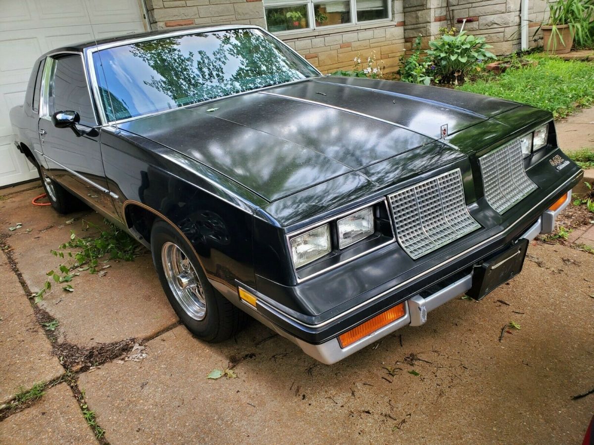 1985 442 runs great, nice interior, original paint. 1985 Oldsmobile 442 442