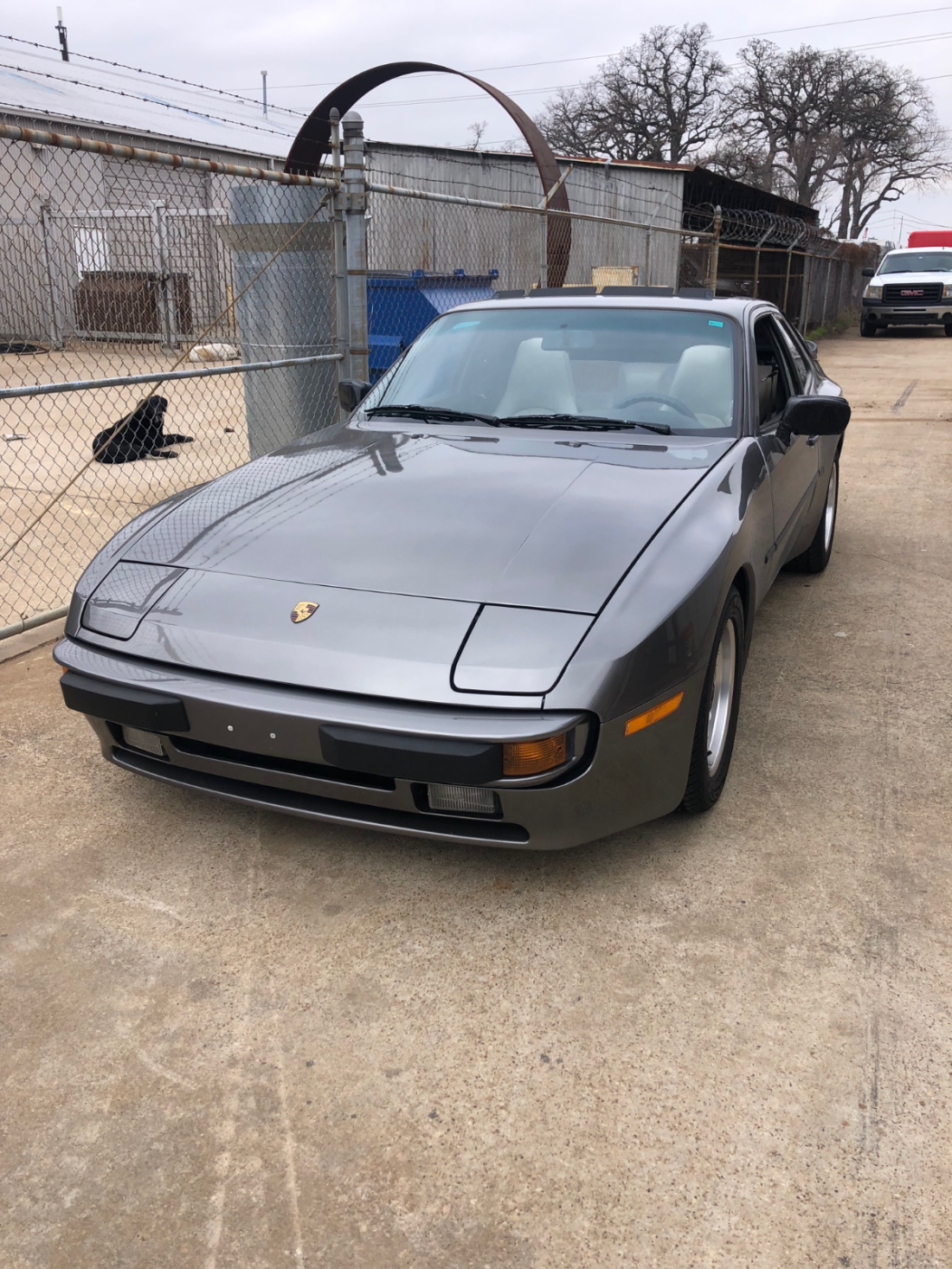 1985 Porsche 944 base