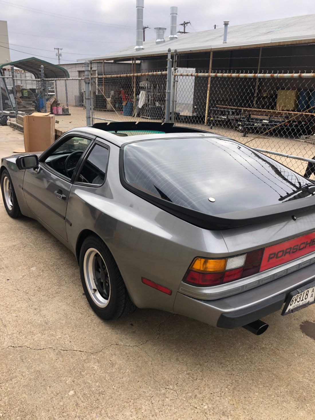 1985 Porsche 944 base - photo 5