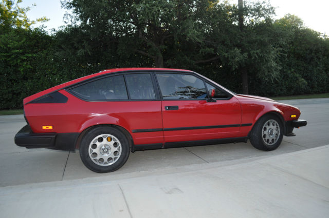 1985 Alfa Romeo GTV - photo 4
