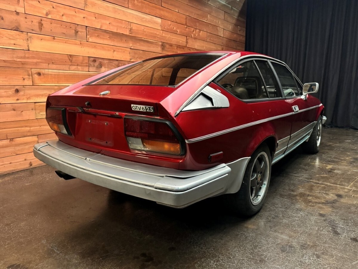 1985 Alfa Romeo GTV V6 2.5 - photo 6