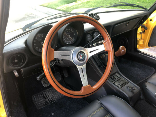 1985 Alfa Romeo Spider Convertible - photo 12