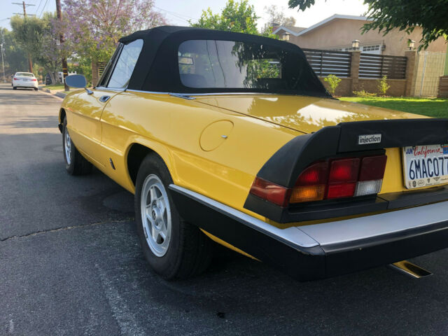 1985 Alfa Romeo Spider Convertible - photo 7