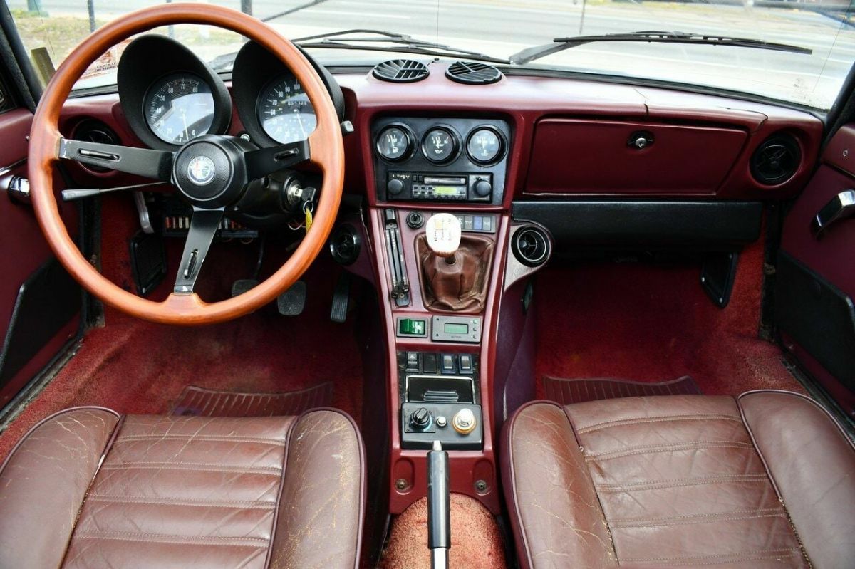 1985 Alfa Romeo VELOCE SPIDER - photo 2