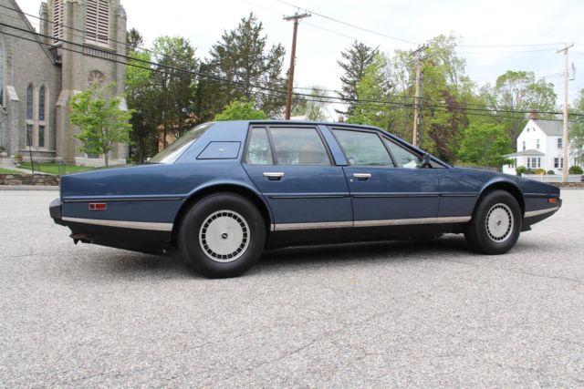 1985 Aston Martin Lagonda -- - photo 6