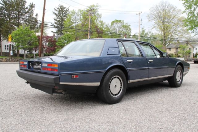 1985 Aston Martin Lagonda -- - photo 7