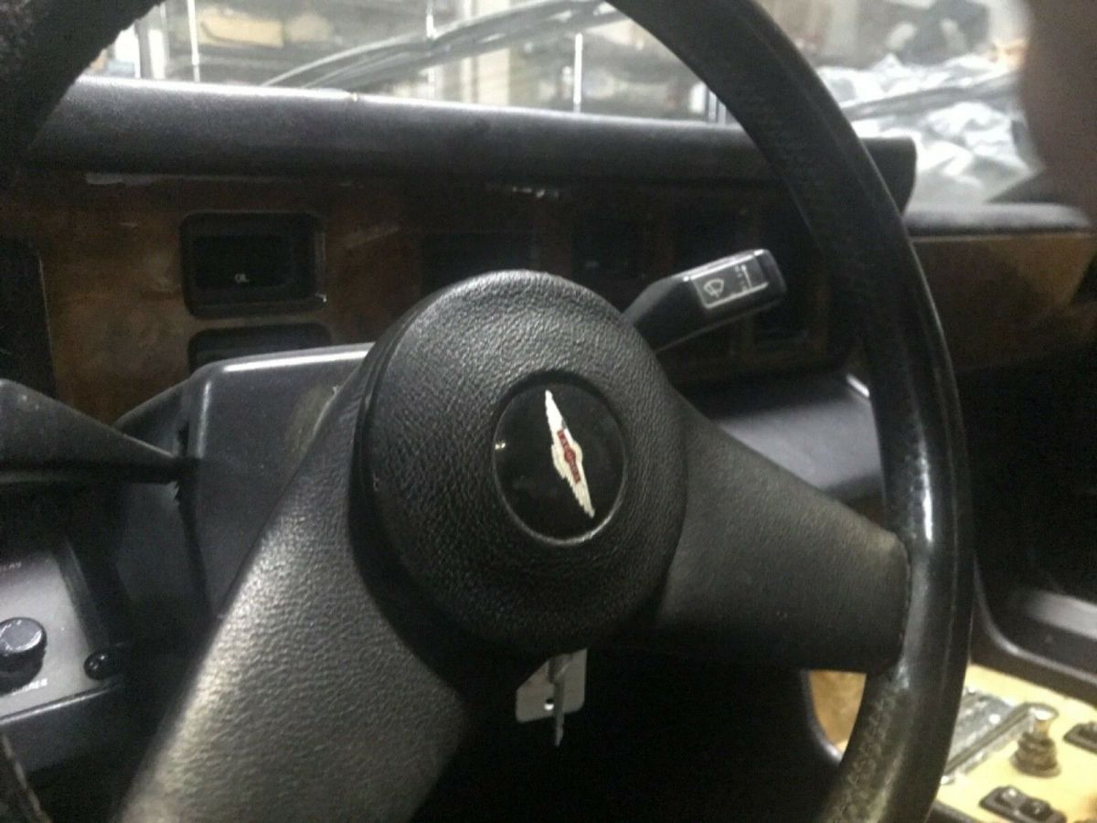 1985 Aston Martin Lagonda Black - photo 13