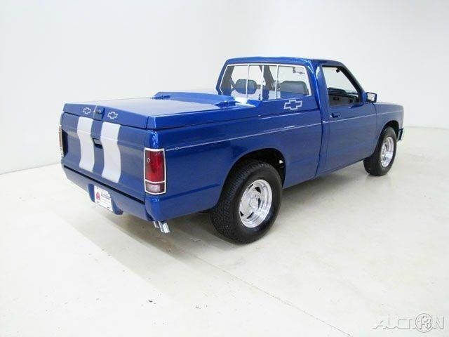 1985 GMC S-15 Base 2dr Standard Cab LB - photo 5