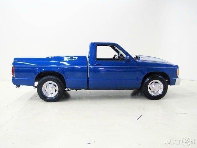 1985 GMC S-15 Base 2dr Standard Cab LB - photo 6