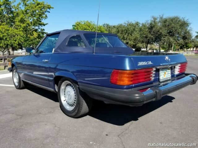1985 Mercedes-Benz SL-Class 380SL Roadster Convertible - photo 7