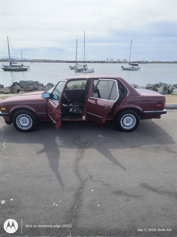 1985 BMW 3-Series 325e - photo 10