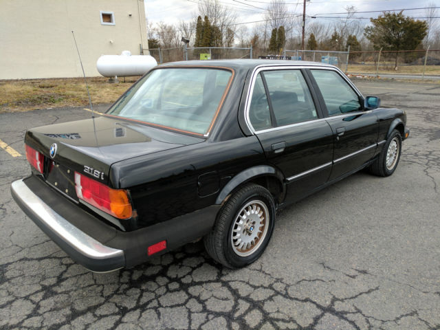 1985 BMW 3-Series Base Sedan 4-Door - photo 7
