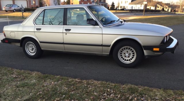 1985 BMW 524td 1985 BMW 5-Series