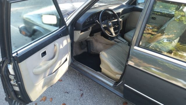 1985 BMW 5-Series Base Sedan 4-Door - photo 5
