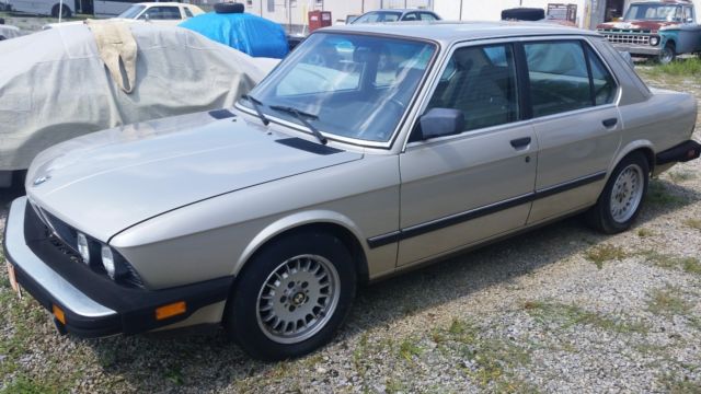 1985 BMW 535i, Beautiful original! Low miles! One owner 30 years! 1985 BMW 5-Series 535i