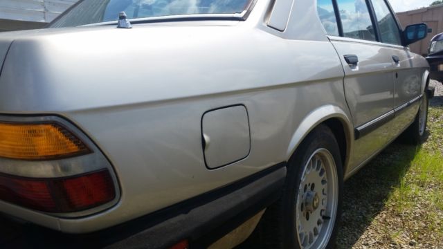 1985 BMW 5-Series 535i - photo 7