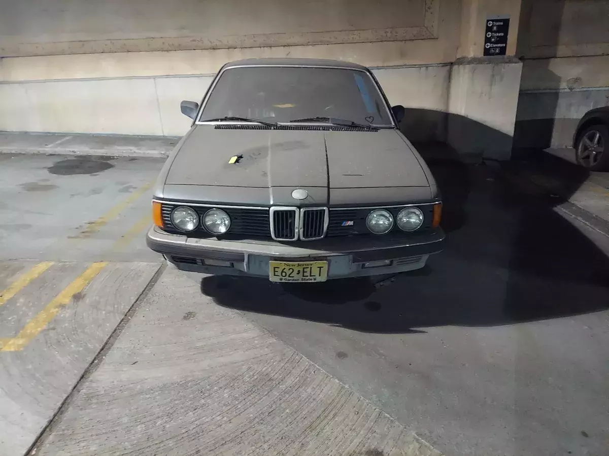 1985 BMW 7 Series Sedan Grey 1985 BMW 7 Series