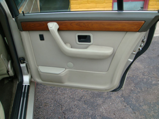 1985 BMW 7-Series Base Sedan 4-Door - photo 12
