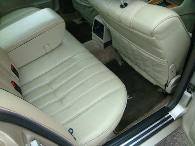 1985 BMW 7-Series Base Sedan 4-Door - photo 13