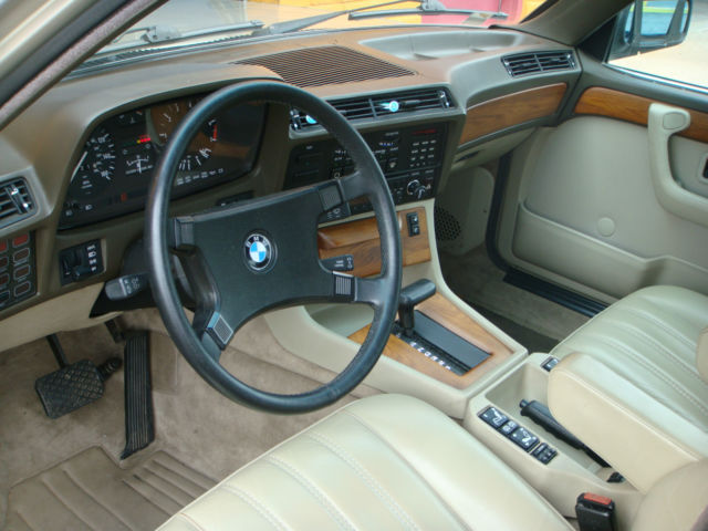 1985 BMW 7-Series Base Sedan 4-Door - photo 8