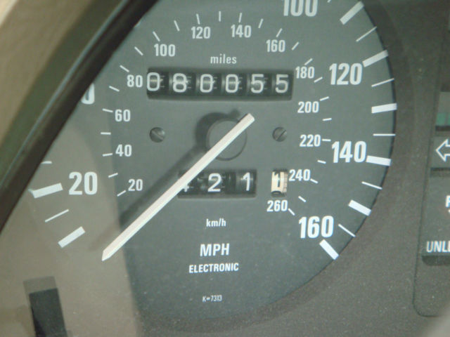1985 BMW 7-Series Base Sedan 4-Door - photo 9