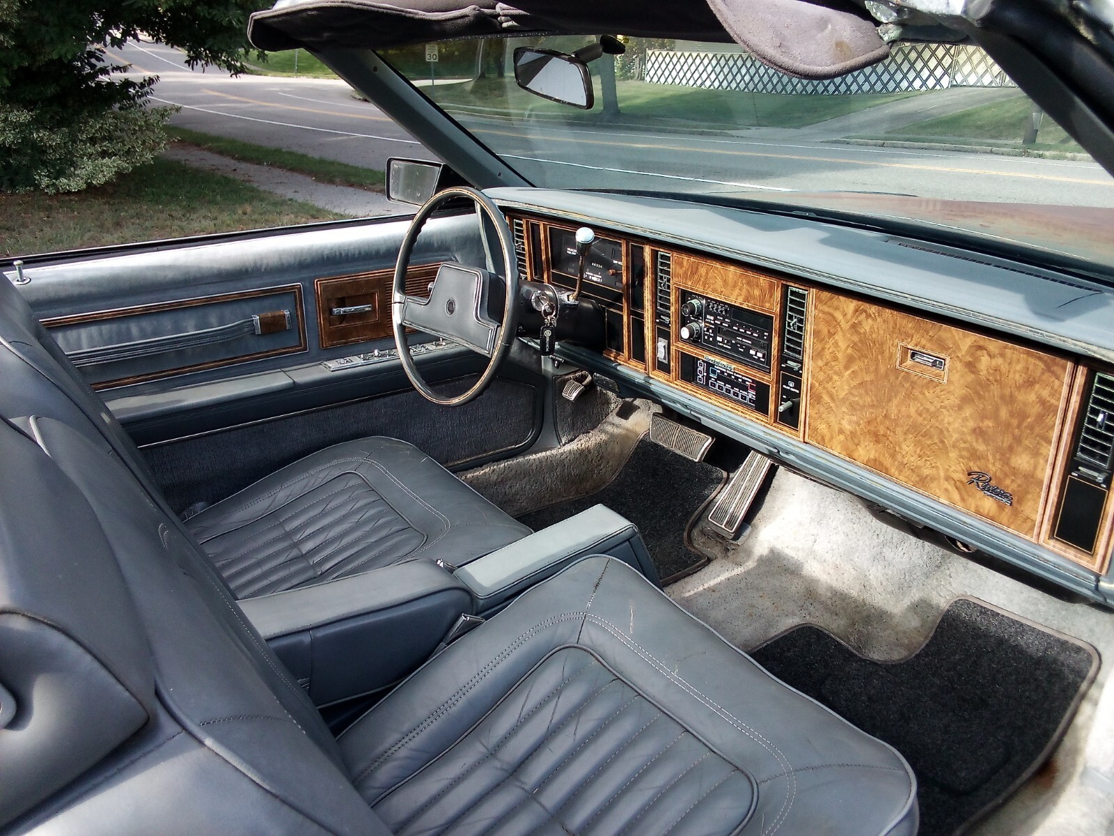 1985 Buick Riviera - photo 10