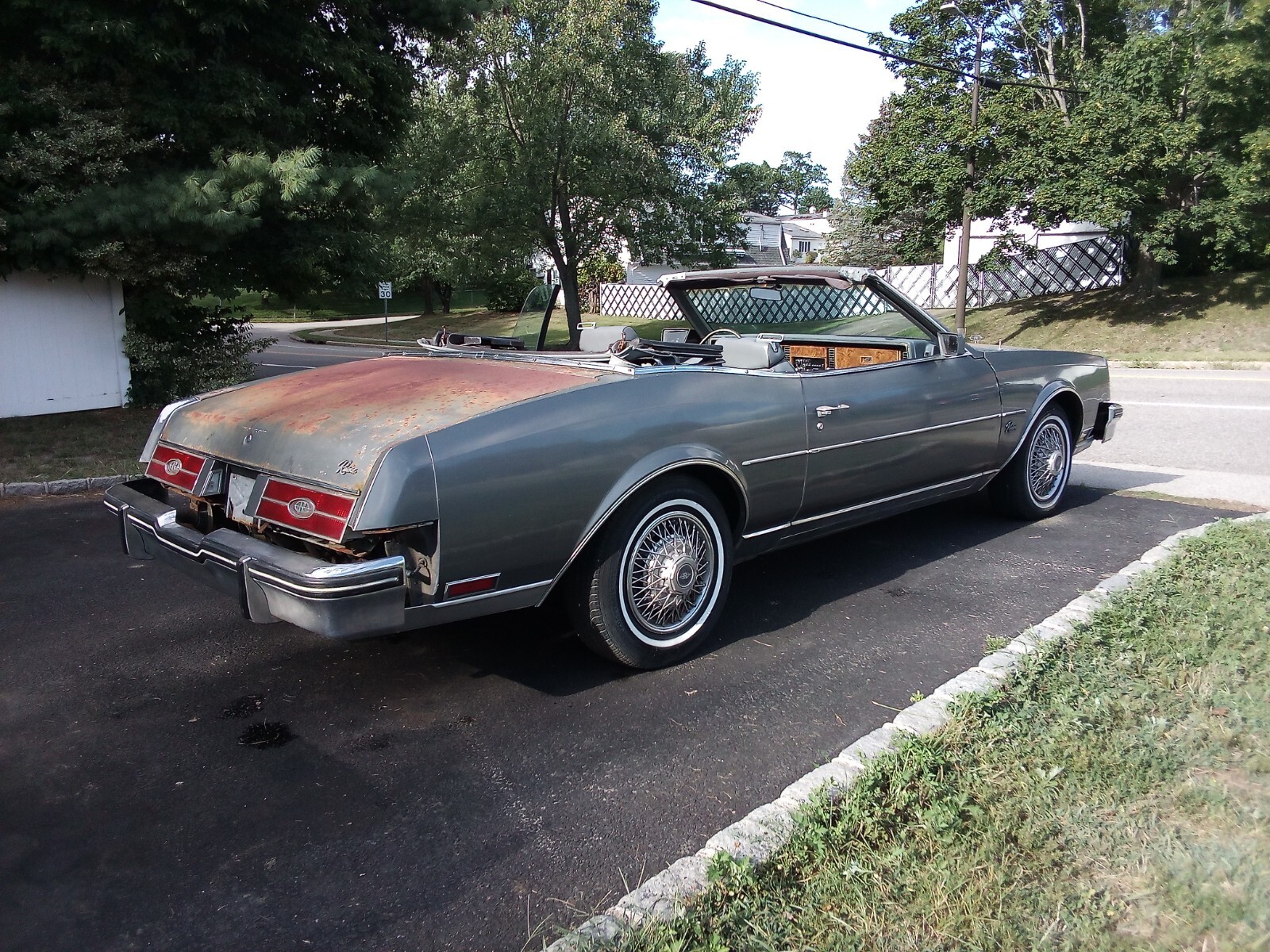 1985 Buick Riviera - photo 4