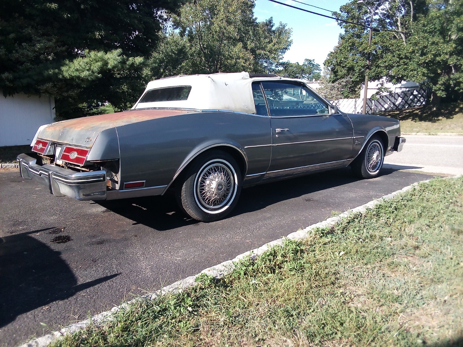 1985 Buick Riviera - photo 8