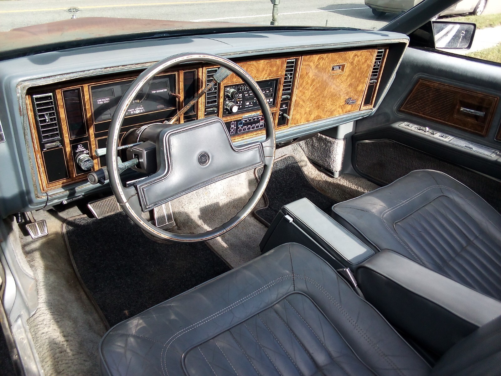 1985 Buick Riviera - photo 9