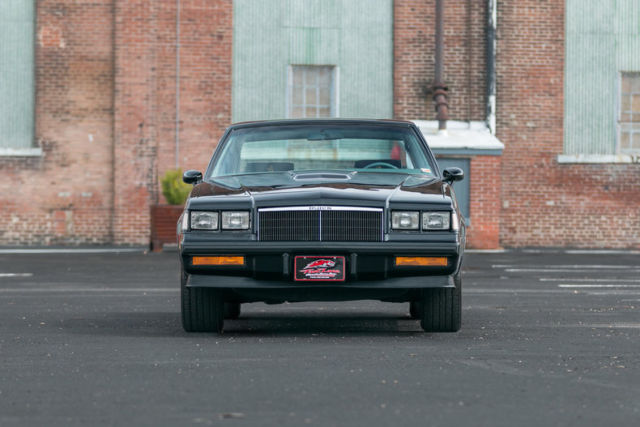 1985 Buick Grand National - photo 2