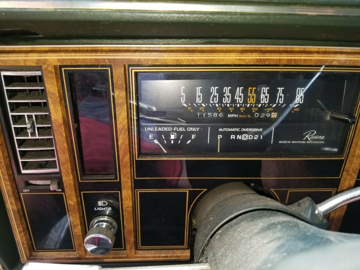 1985 Buick Riviera Green - photo 11