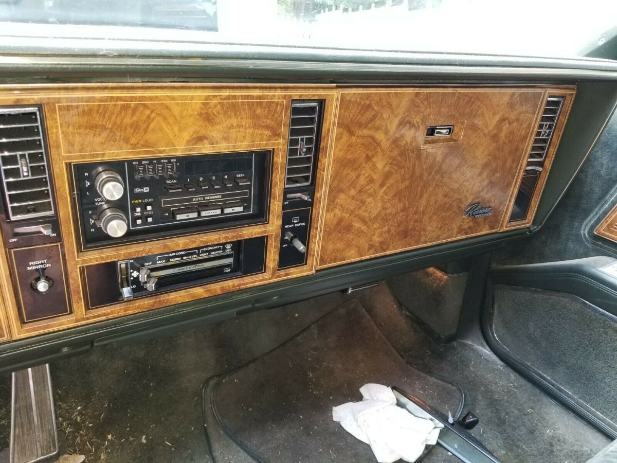 1985 Buick Riviera Green - photo 12