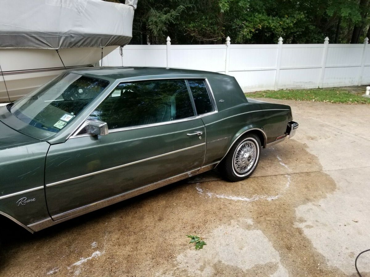 1985 Buick Riviera Green - photo 3