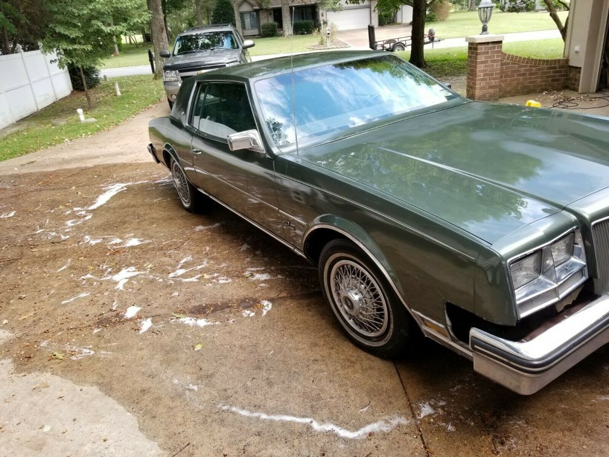 1985 Buick Riviera Green - photo 7