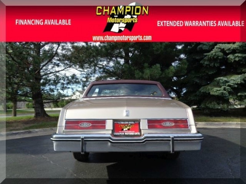 1985 Buick Riviera 2dr Coupe - photo 8