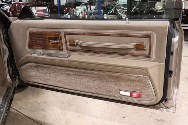 1985 Buick Riviera -- - photo 12