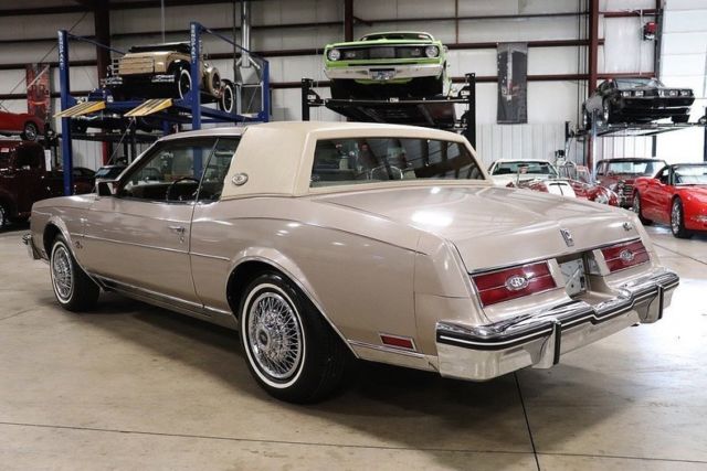 1985 Buick Riviera -- - photo 3