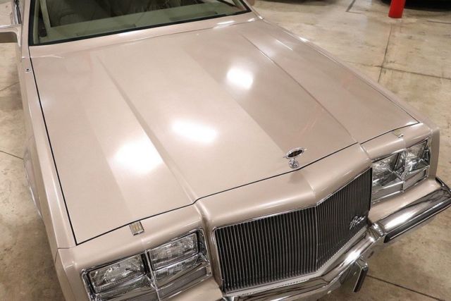 1985 Buick Riviera -- - photo 9